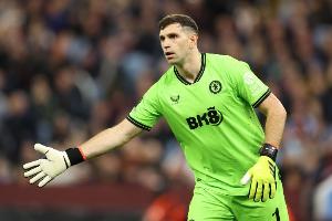 kaiyun sports-镜报：曼联准备4000万镑压哨报价大马丁，俱乐部认为这把必须赌