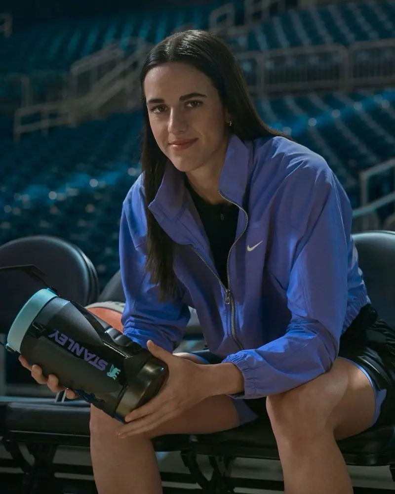 kaiyun sports-你会入手吗？史丹利与克拉克联名版保温瓶已发售