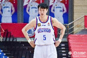 开云平台-天津男篮新增注册7人：王一方续签3年B类合同 赖俊豪C类还剩1年